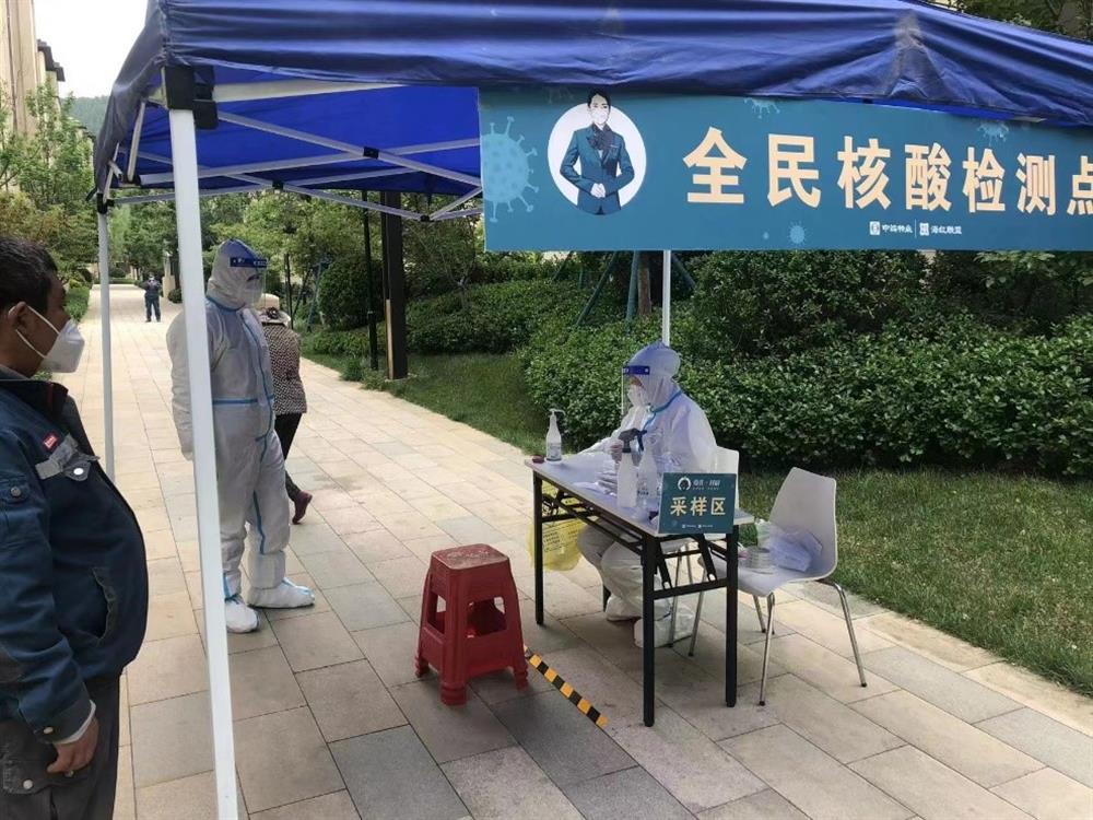 產(chǎn)發(fā)戰(zhàn)疫 | 園區(qū)巾幗不輸男兒，退伍黨員連續(xù)沖鋒在第一線